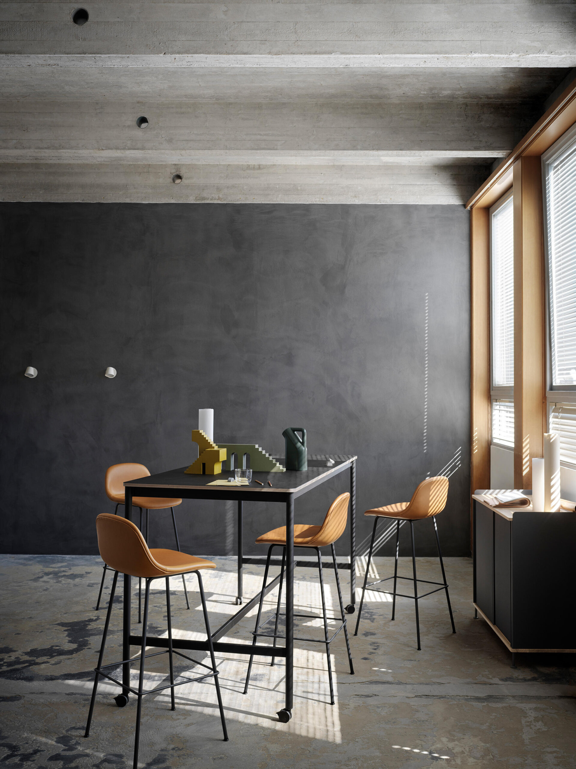 fiber-bar-stool-75-tube-base-cognac-black-base-high-table-w-castors-black-plywood-190-85-105-enfold-tip-wall-lamp-muuto-med-res-fam-g-arcit18.jpg